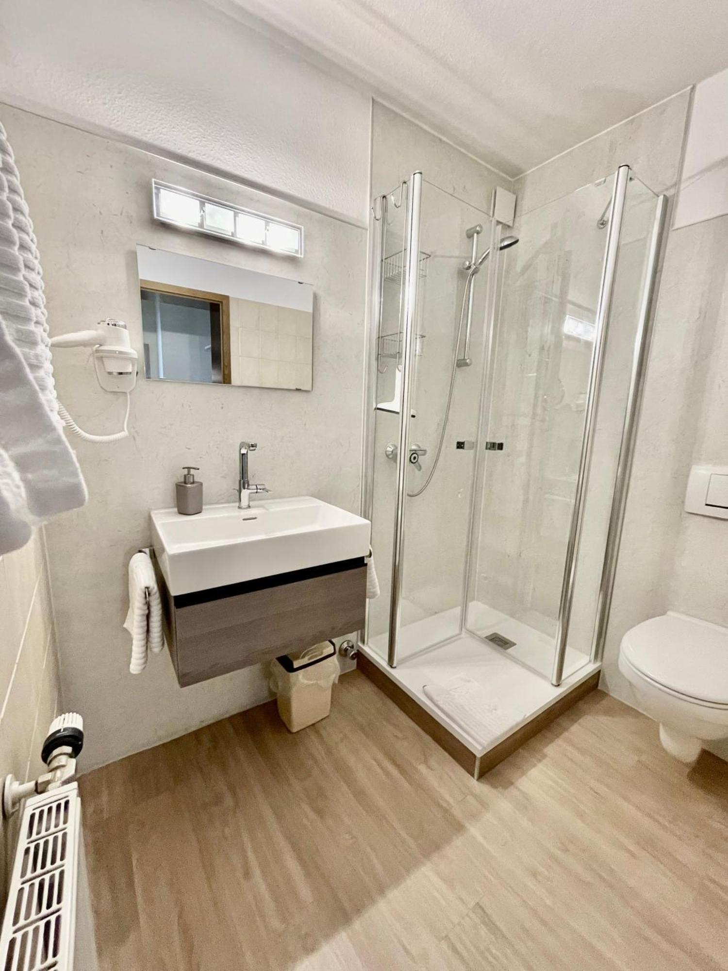 Gasthof-Ferienwohnung Zur Zweere Виллинген Экстерьер фото