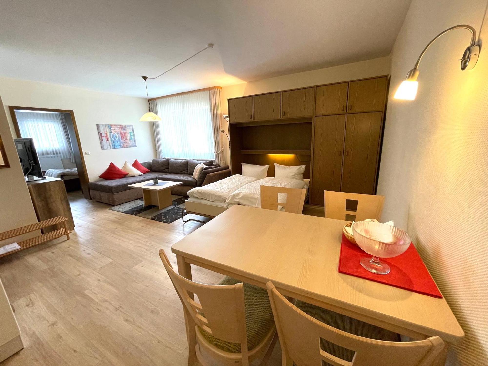 Gasthof-Ferienwohnung Zur Zweere Виллинген Экстерьер фото